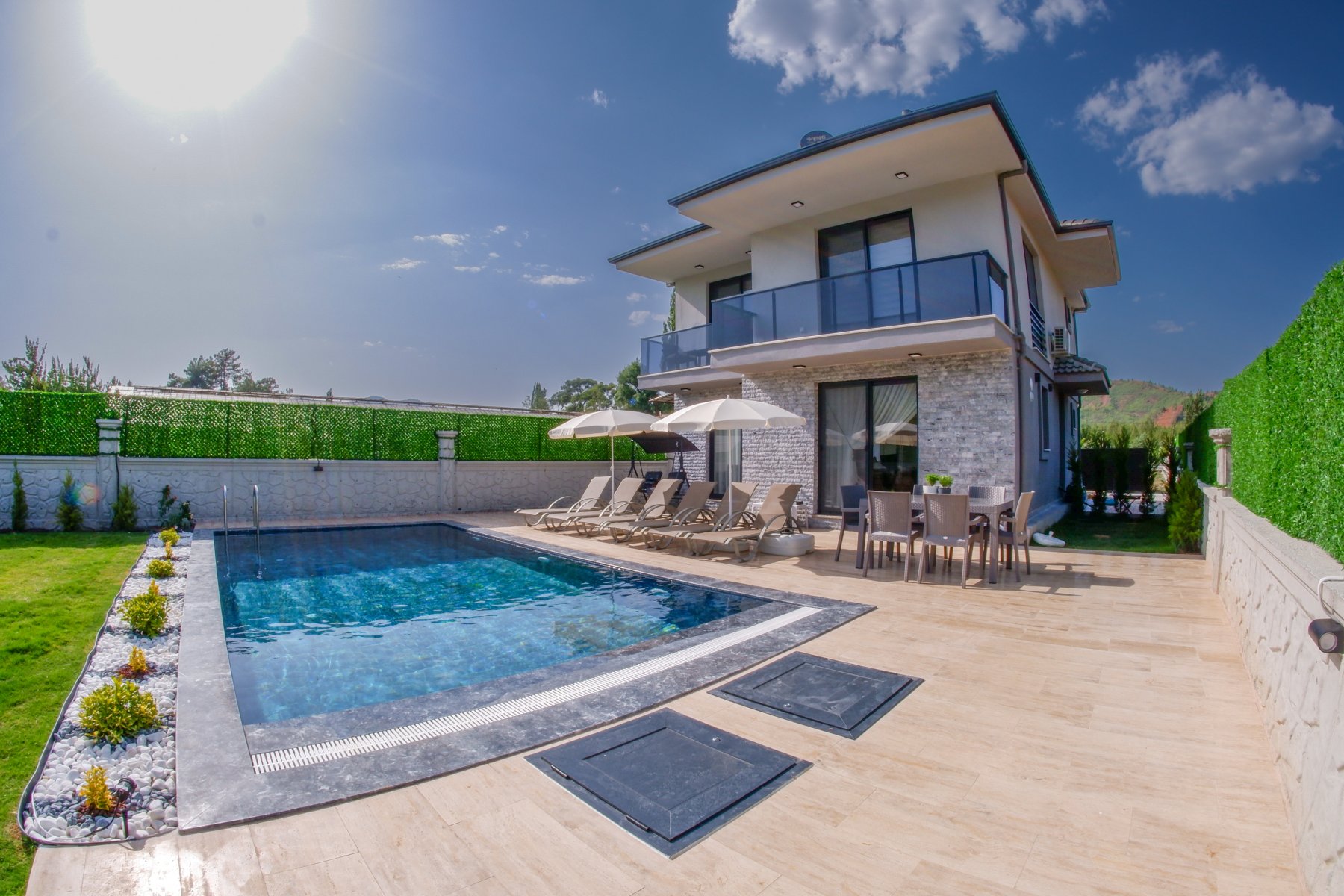 KLV307 Kalkanda özel havuzlu kiralık yazlık villa