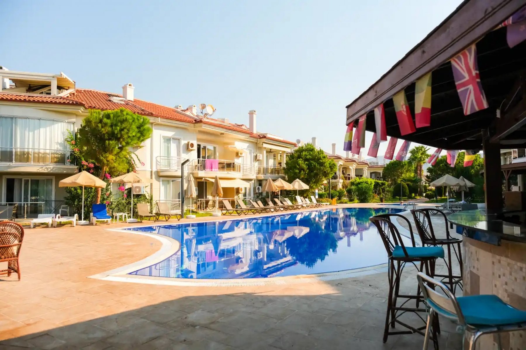 SeaShell -5 Sunset Beach Club özel plaj ve havuzlu kiralık yazlık apart daire SeaShell -5 Sunset Beach Club özel plaj ve havuzlu kiralık yazlık apart daire